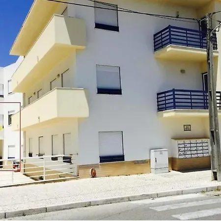 Big Wave House * Nazare